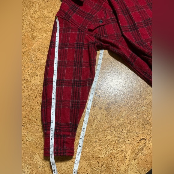 Woolrich Wm’s Ruby Red & Black Wool Plaid Zip Shirt Jacket Shacket Sz M - Picture 7 of 10